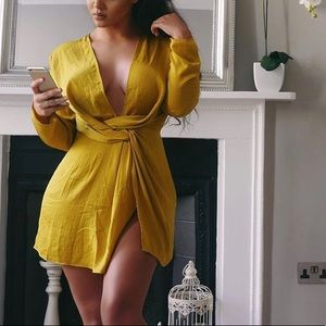 🍋 Missguided satin dress